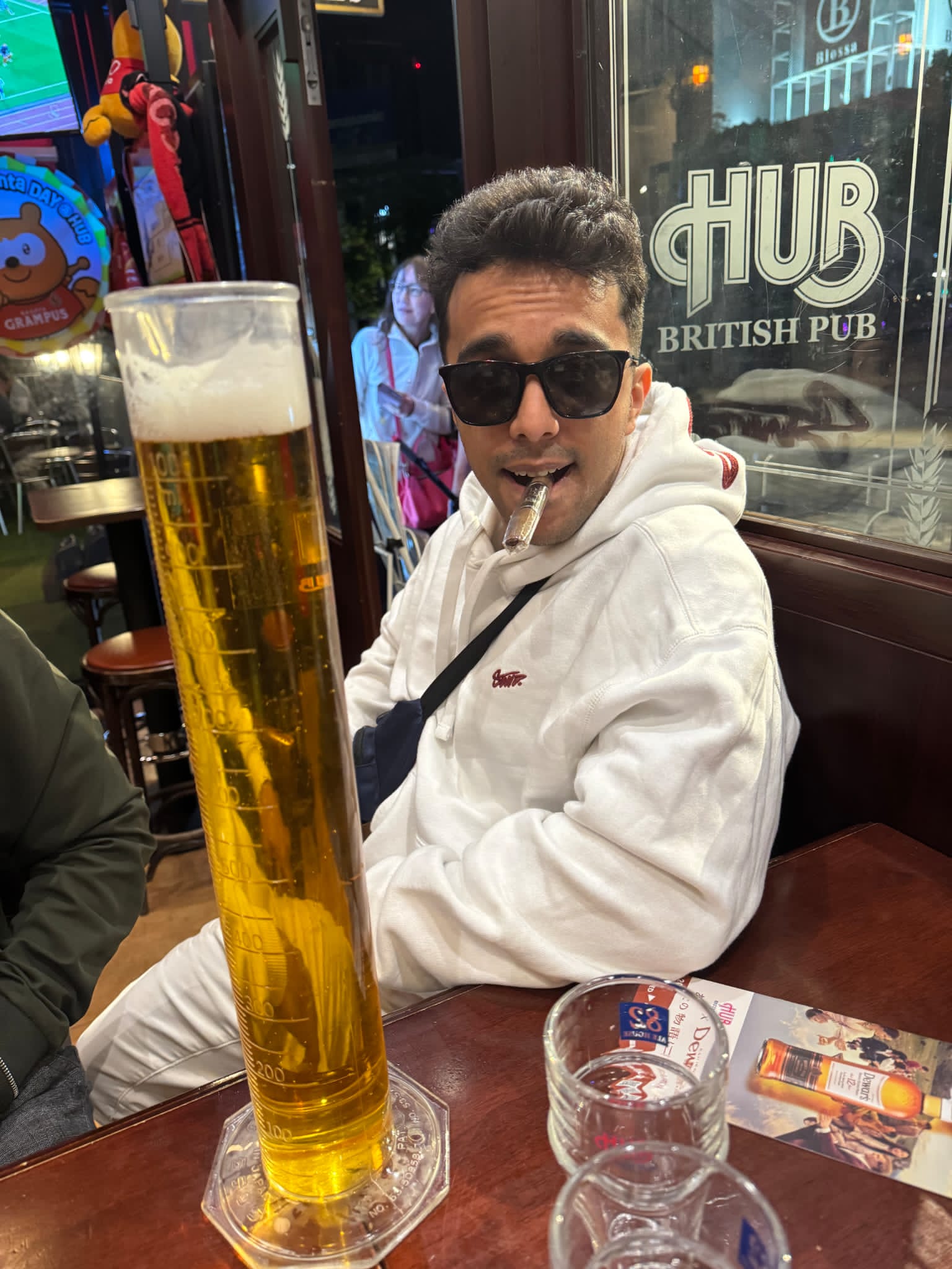 Lucas Bento - Professional video editor specializing in direct response advertising